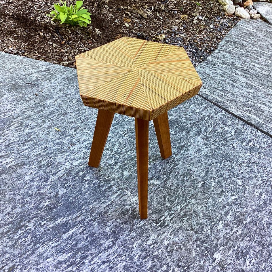 Tabouret | Cerisier et contreplaqué
