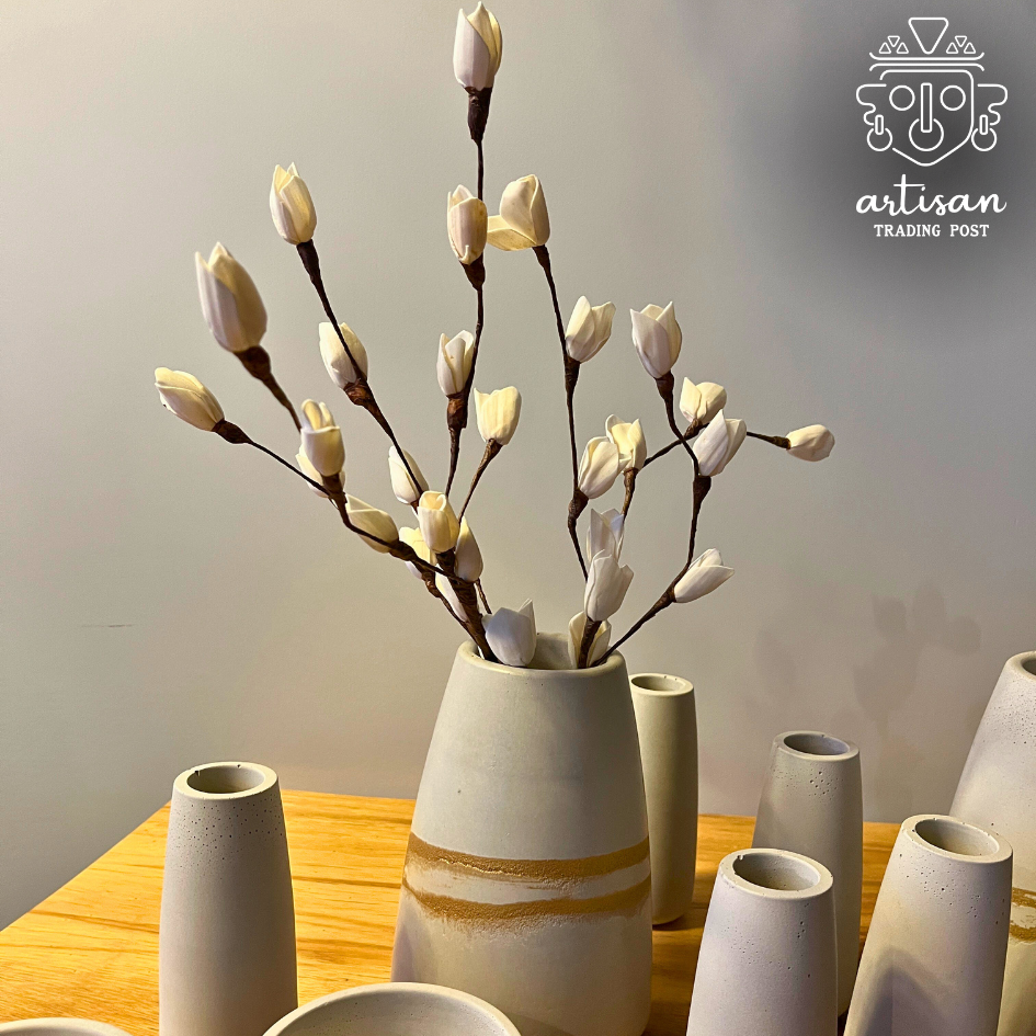 Large Flower Vase | Hand-poured Concrete with Gold