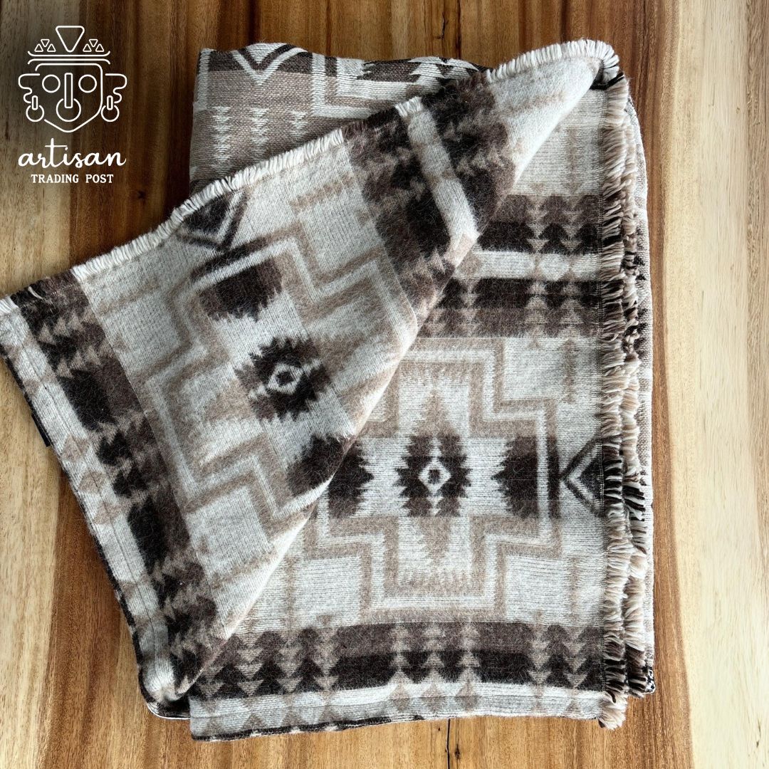 Alpaca Wool Lakeside Blanket | Coffee & Cream
