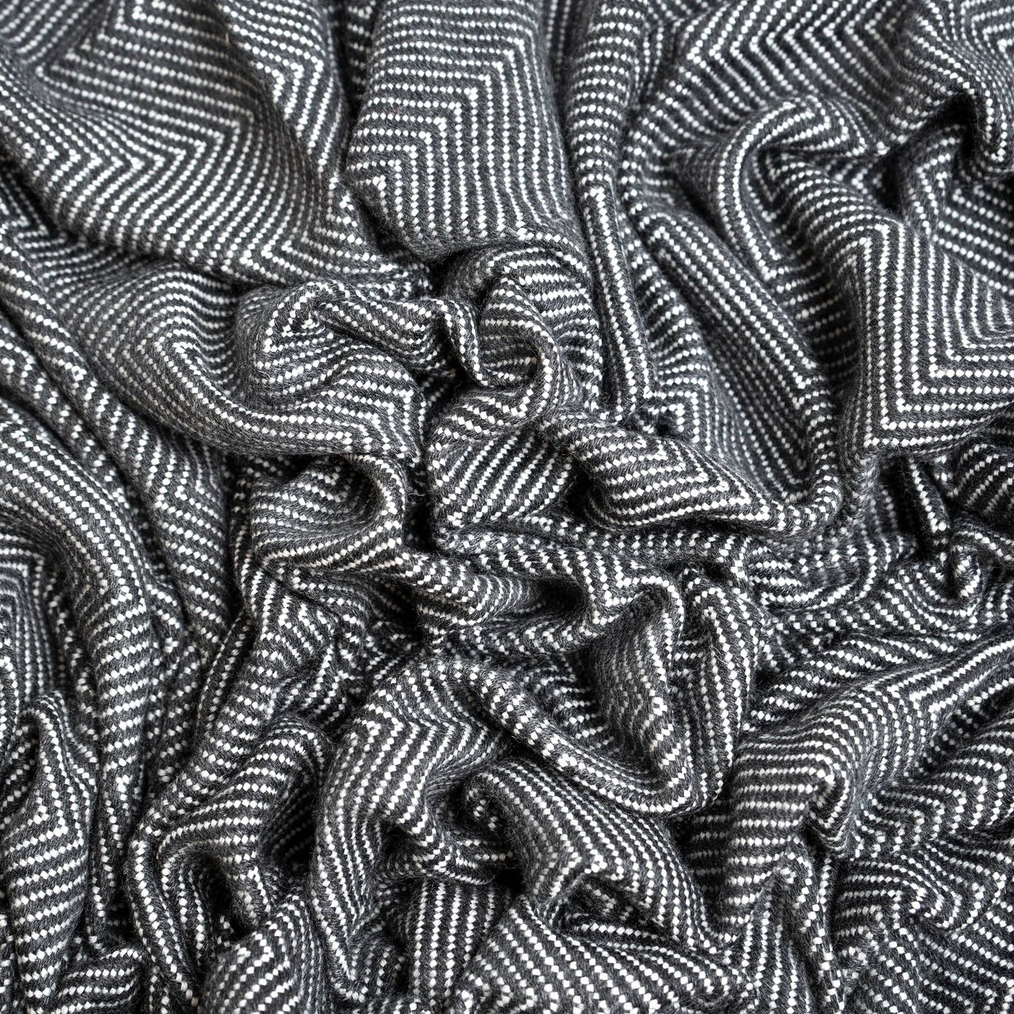 Luxury Cashmere Throw Blanket | Dual Tone Charcoal