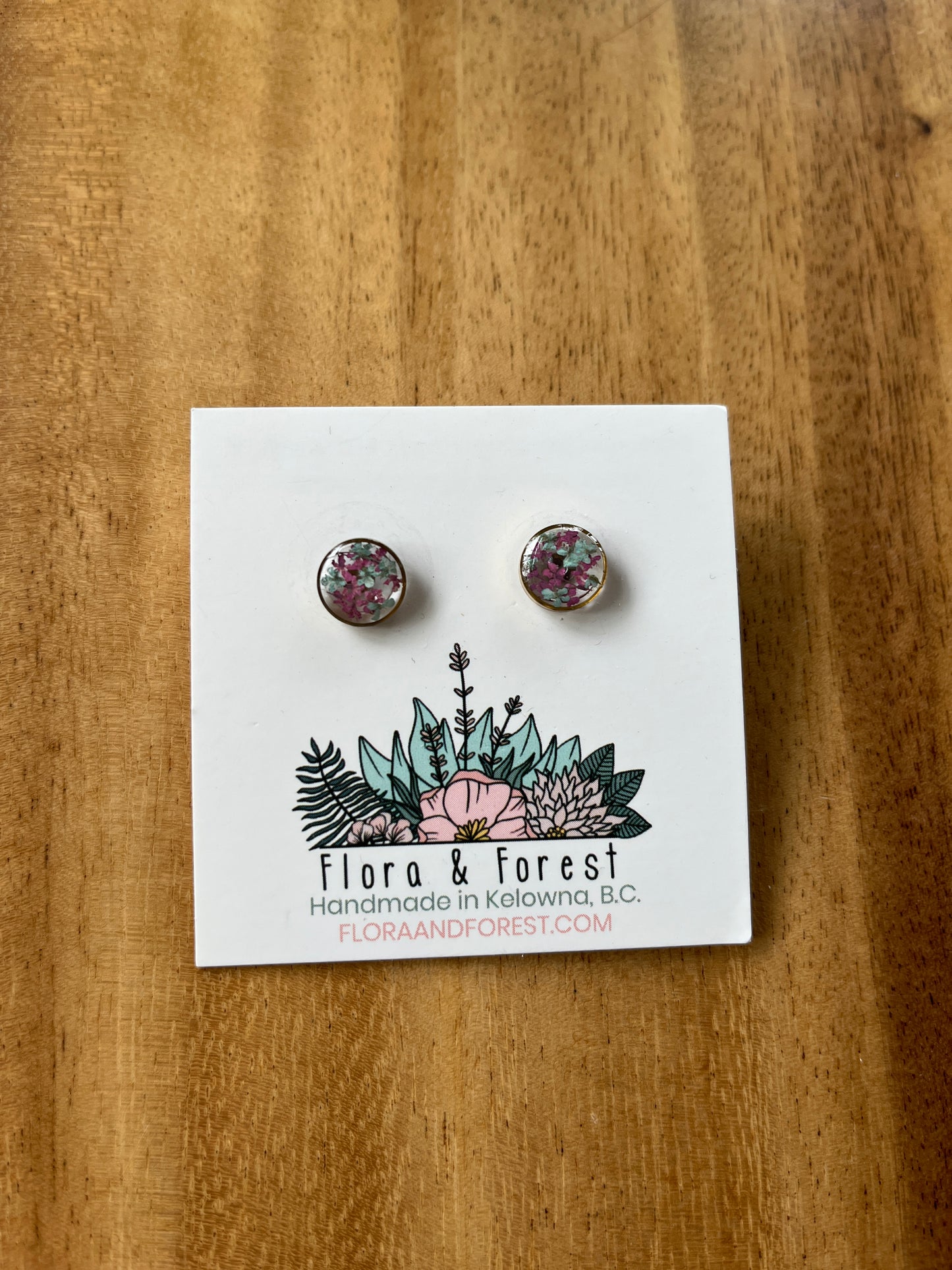Round Stud Earrings with Preserved Flowers | Assorted Colours