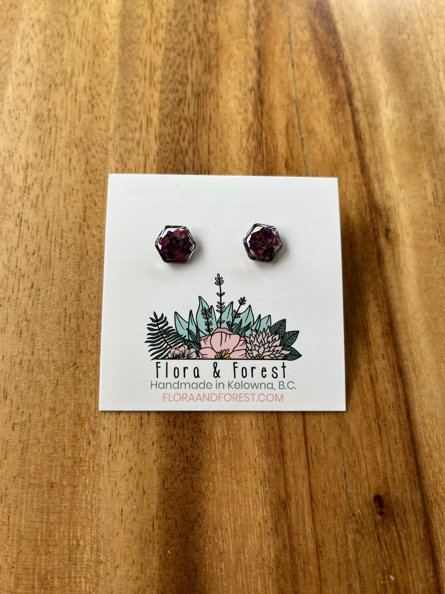 Clous d'oreilles hexagonaux | Silver Nature