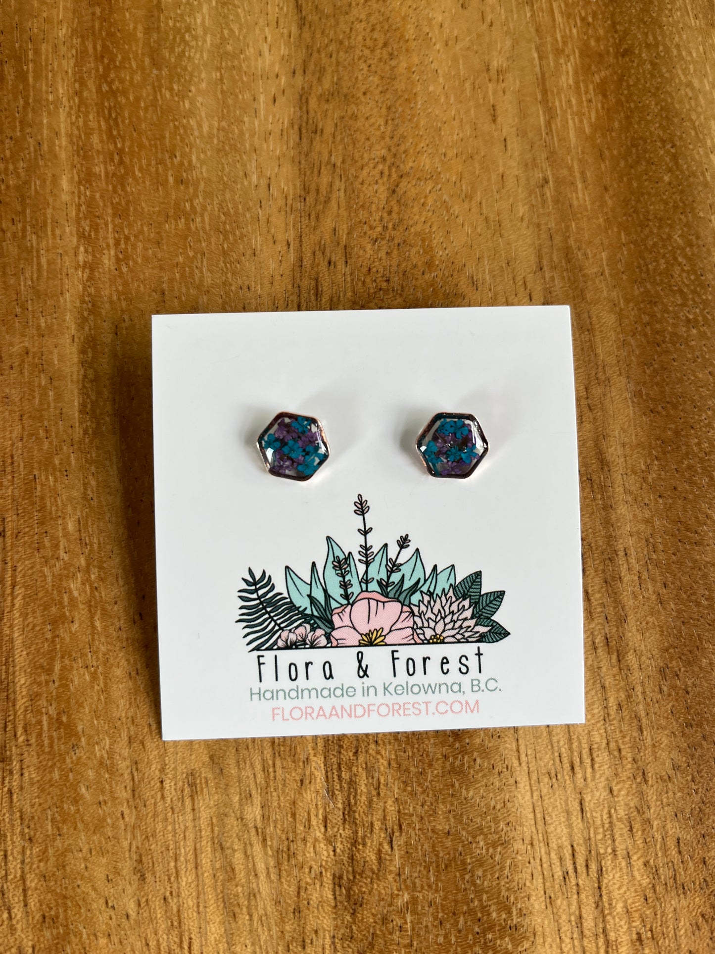 Clous d'oreilles hexagonaux | Silver Nature