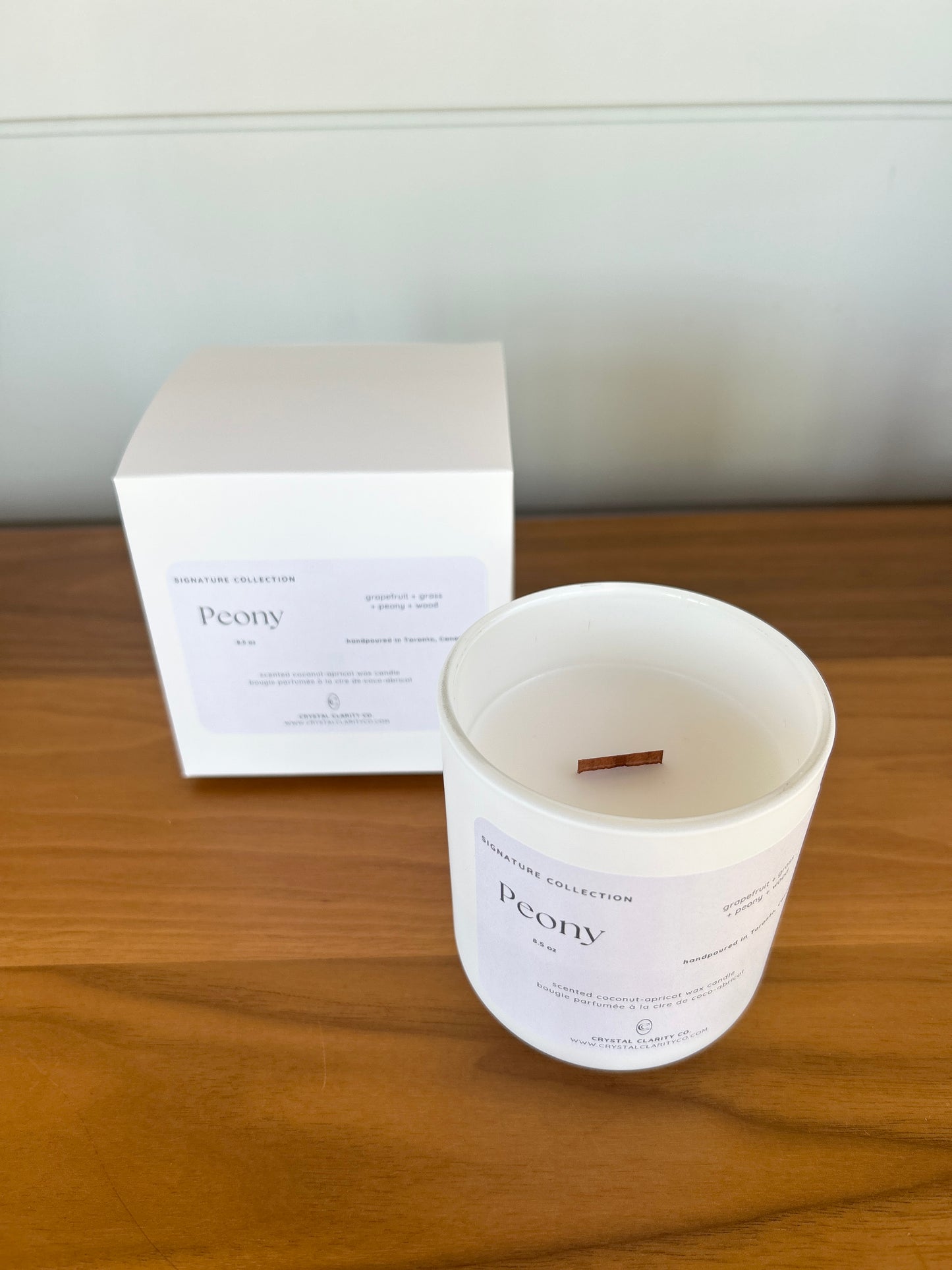 Borealis - Luxury Scented Wood Wick Candle