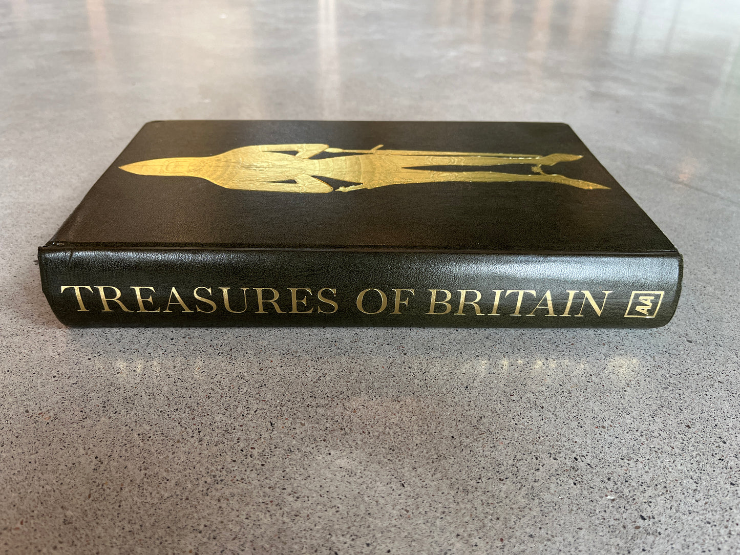 Treasures of Britain | Vintage Book (1976)