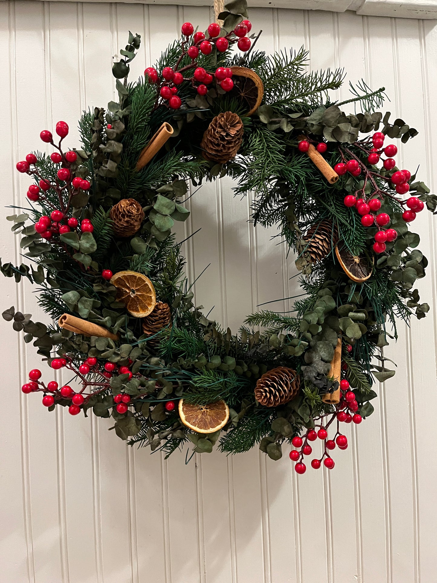 Preserved Spruce & Eucalyptus Christmas Wreath | Festive Berries