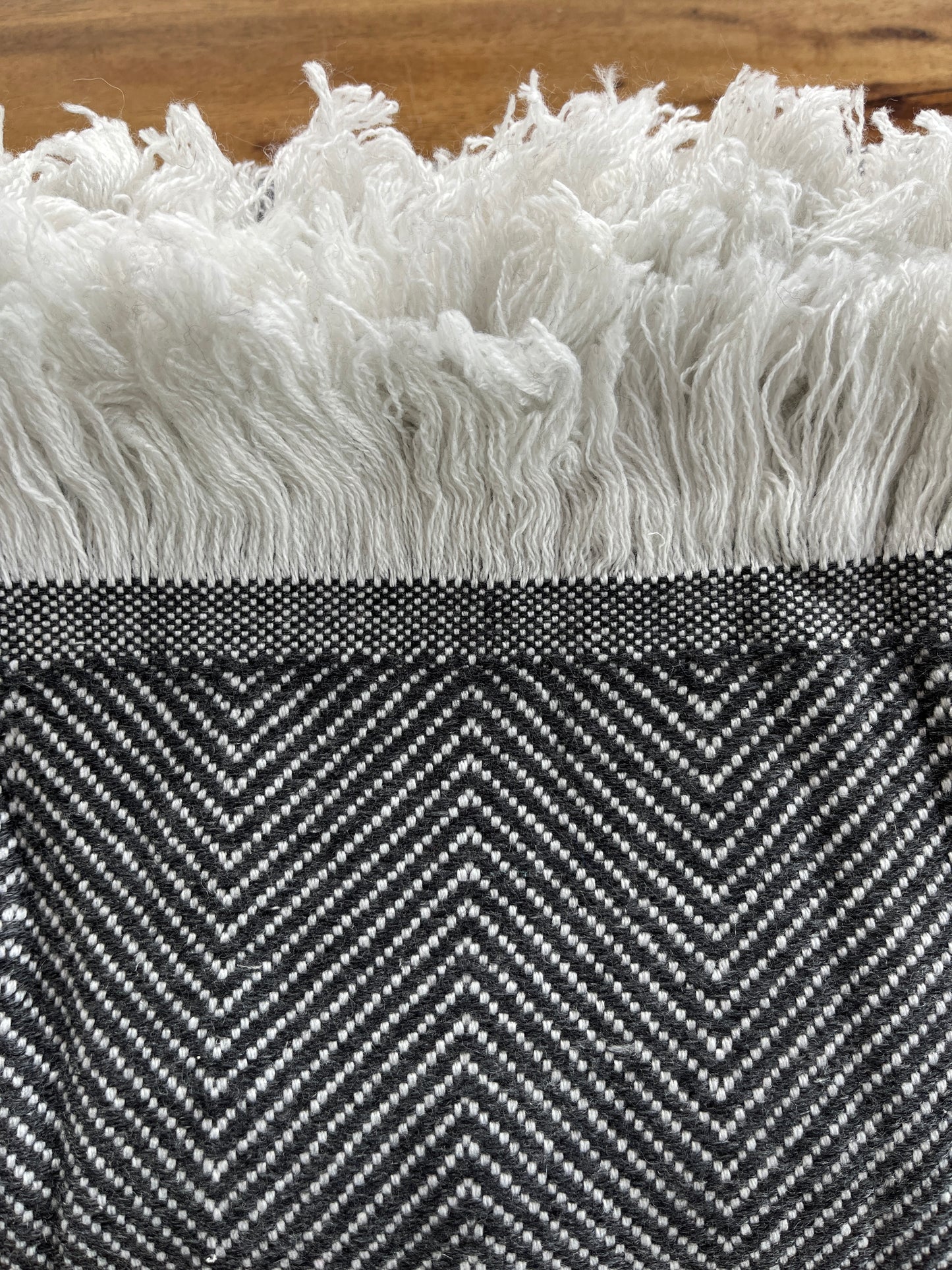 Luxury Cashmere Throw Blanket | Dual Tone Charcoal with Fringe