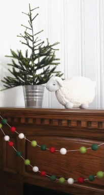 Guirlande de boules de feutre | Merry & Bright