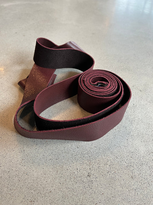 Thick Leather Carrying Strap | Cranberry