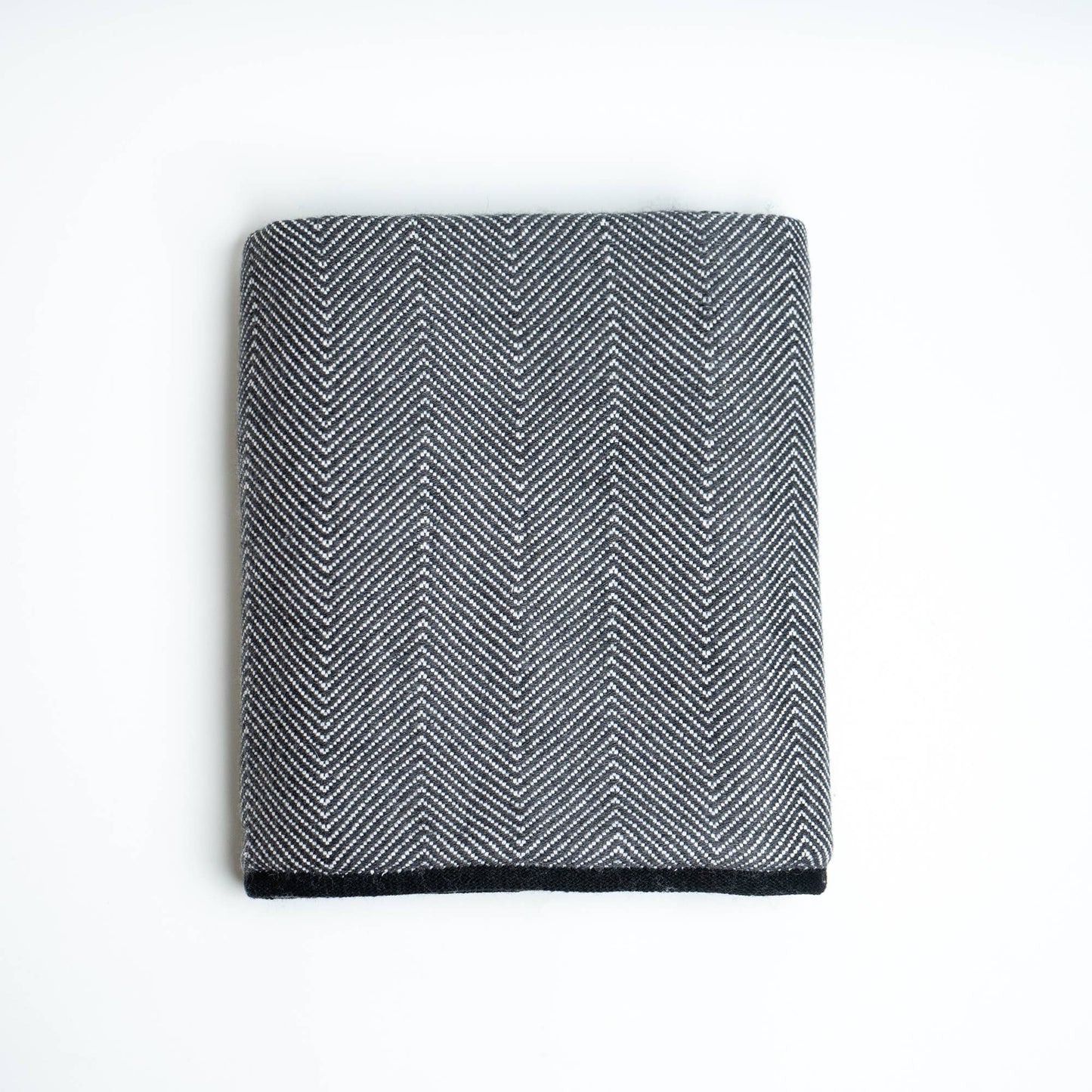 Luxury Cashmere Throw Blanket | Dual Tone Charcoal