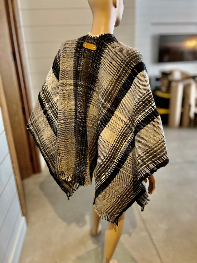 Handwoven Wool Poncho Wrap | Charcoal Plaid