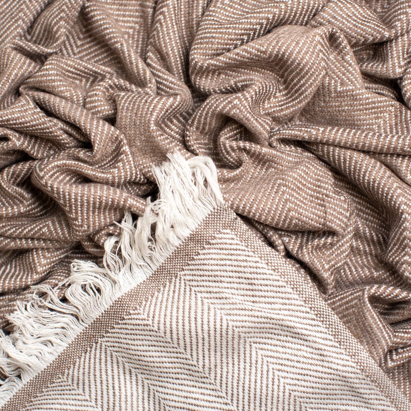 Luxury Cashmere Throw Blanket | Dual Tone Muskoka Mocha