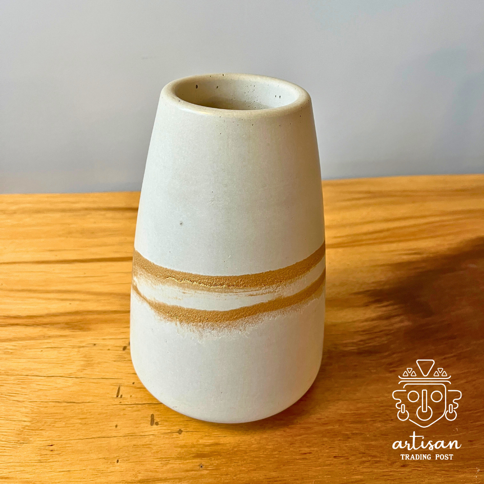 Large Flower Vase | Hand-poured Concrete with Gold