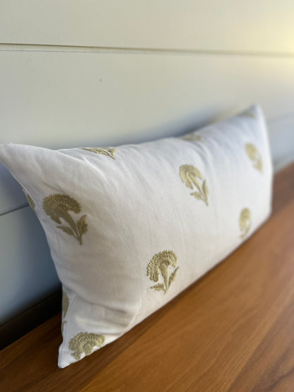 Coussin lombaire | Chartreuse brodée