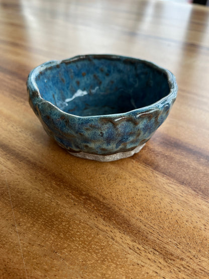 Medium Pinch Pot | Lake Blue