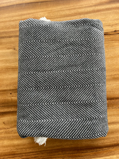Luxury Cashmere Throw Blanket | Dual Tone Charcoal with Fringe