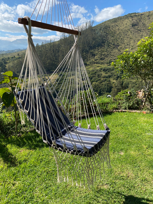 Padded Hammock with Wooden Crossbar | Navy