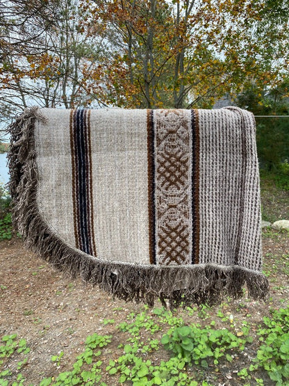 Handwoven Hooded Wool Poncho (Round Cut) | Mocha