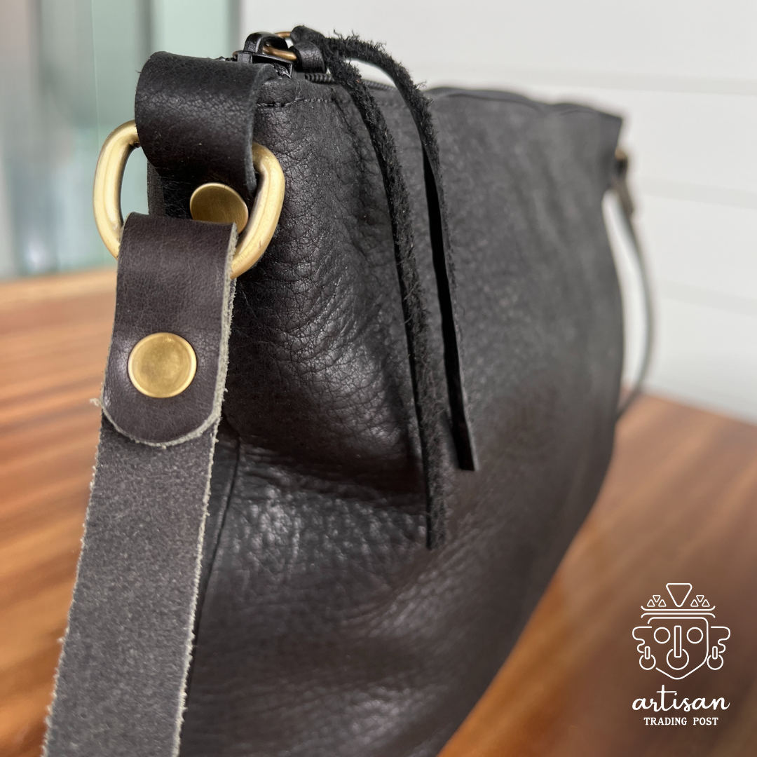 Cottage Crossbody Purse | Midnight Black